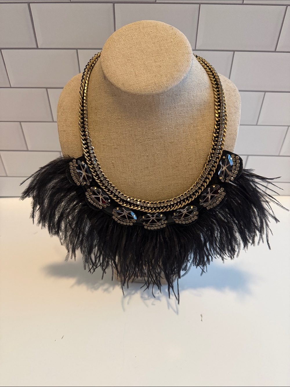 Stella & Dot Harper Feather Collar Necklace with Gold Chain